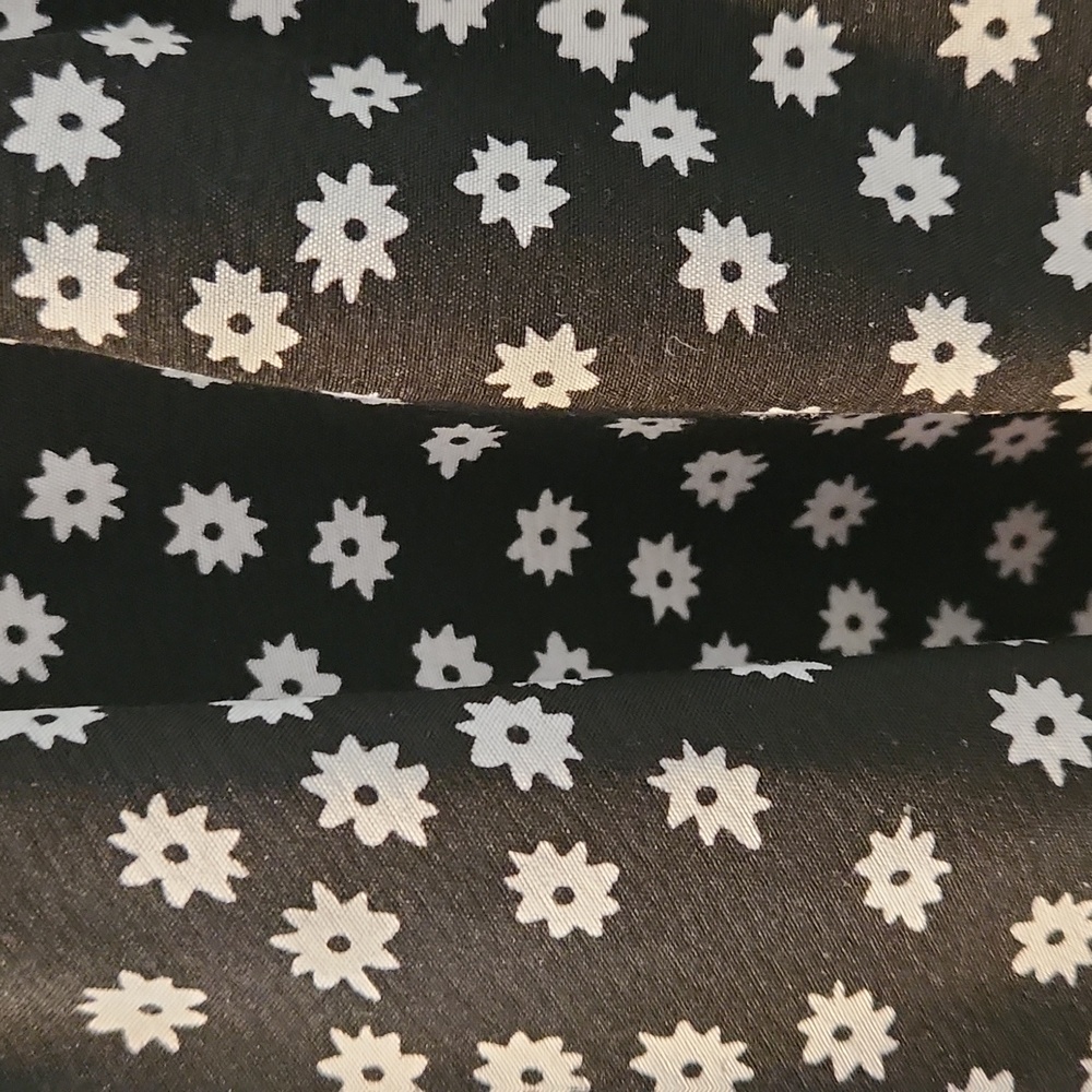 Shein Top - Picture 2 of 3